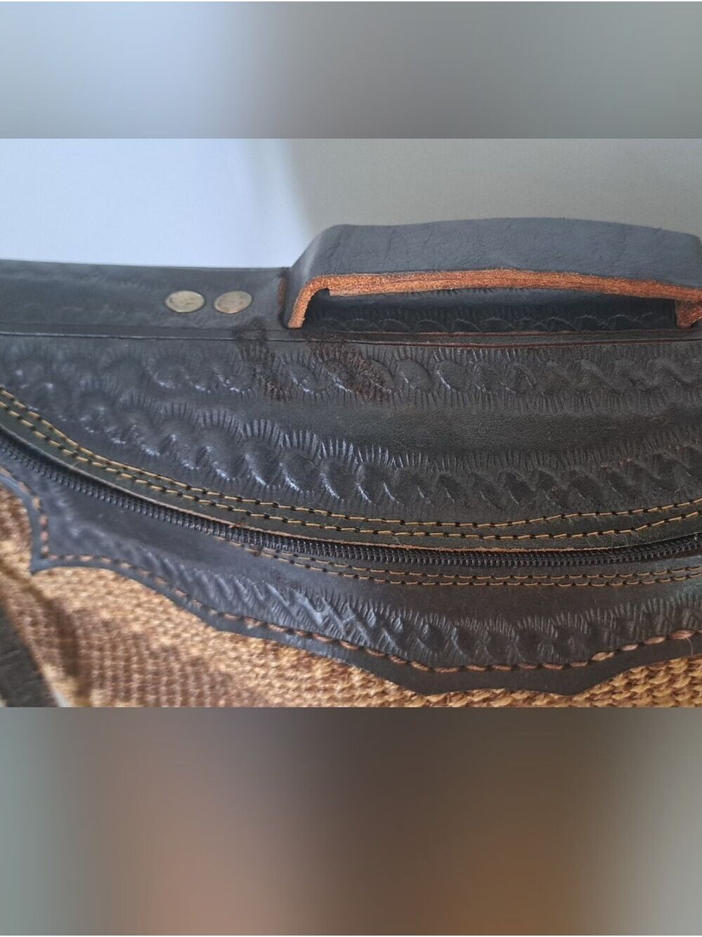 VTG Sisal leather crossbody bucket bag hand tooled Handbag rustic Bohemian Artsy - Picture 16 of 16